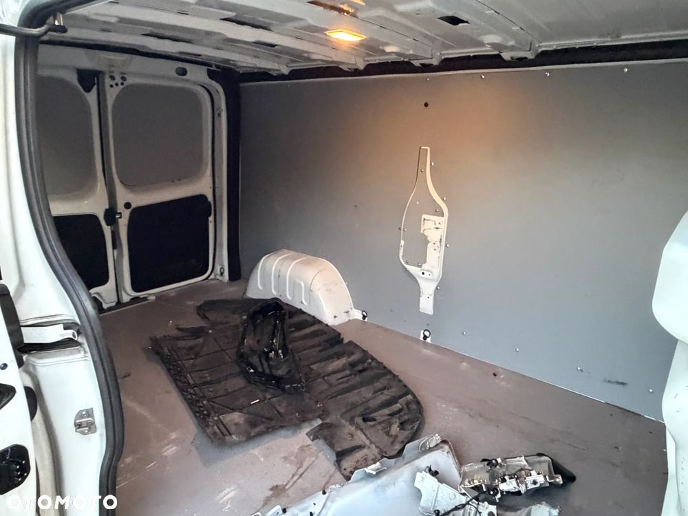 Renault TRAFIC - 18