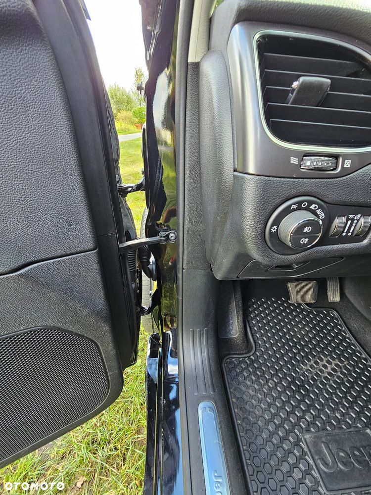 Jeep Cherokee 2.2 MJ II Active Drive I Automatik Overland - 23