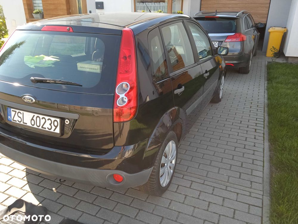 Ford Fiesta - 6