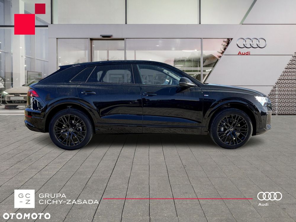 Audi Q8 - 6