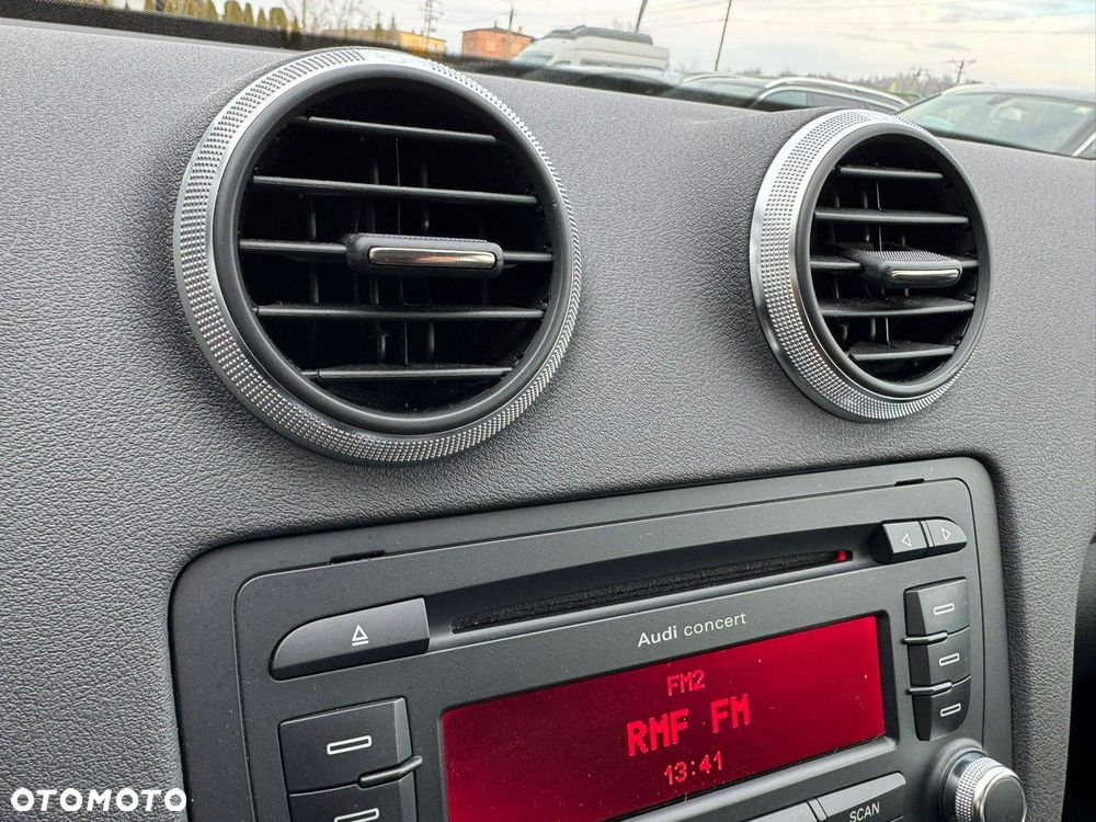 Audi A3 Sportback - 16