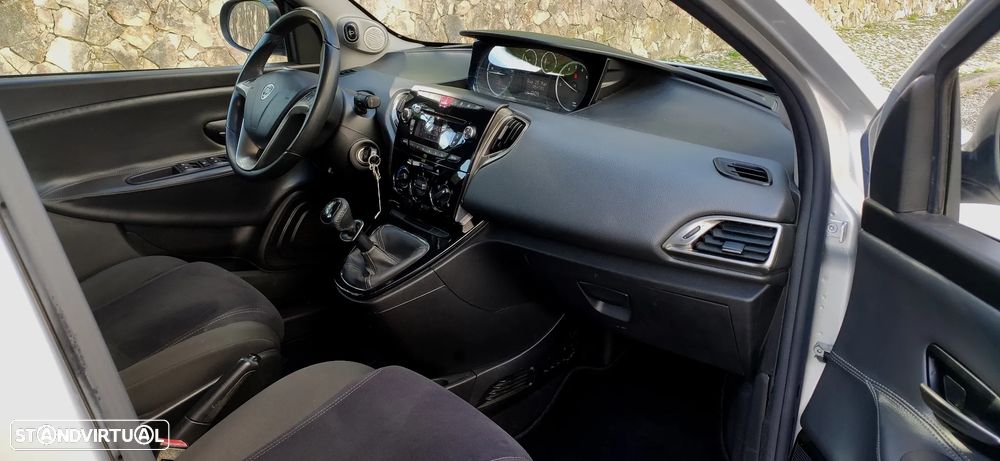 Lancia Ypsilon 1.2 S&S Gold - 15