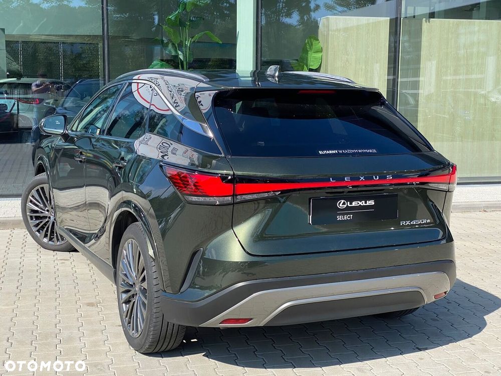 Lexus RX 450h+ Omotenashi - 13