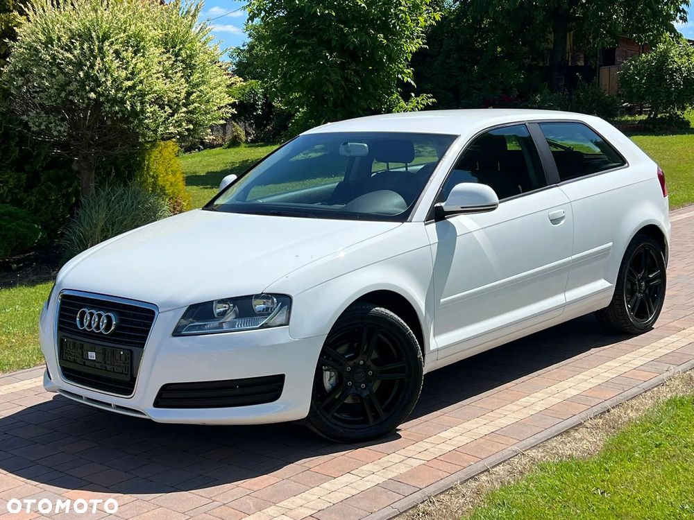 Audi A3 3-drzwiowe 1.6 Attraction - 18