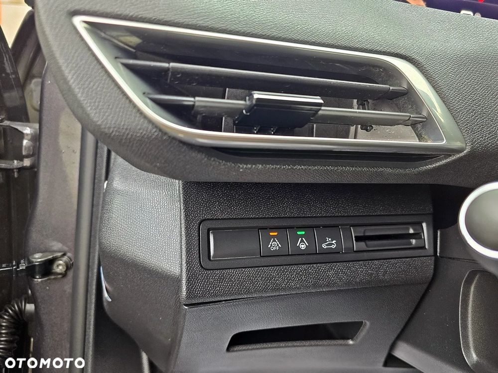 Peugeot 5008 PureTech 180 EAT8 Stop & Start GT Pack - 28