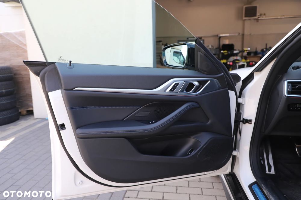 BMW i4 80.7kWh eDrive 35 - 14