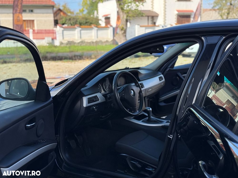 BMW Seria 3 320d - 9