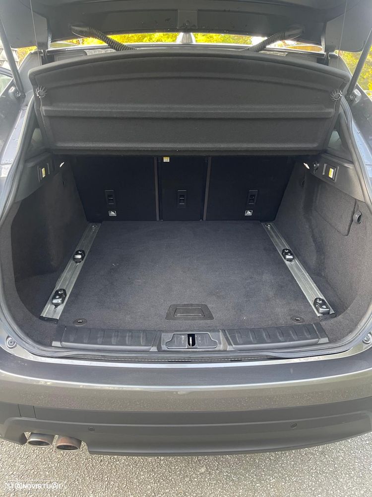 Jaguar F-Pace 2.0 i4D R-Sport Aut. - 11