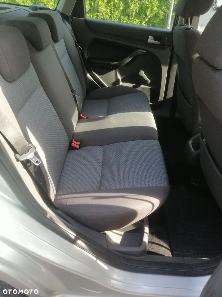 Ford Focus 1.6 TDCi Ambiente - 10