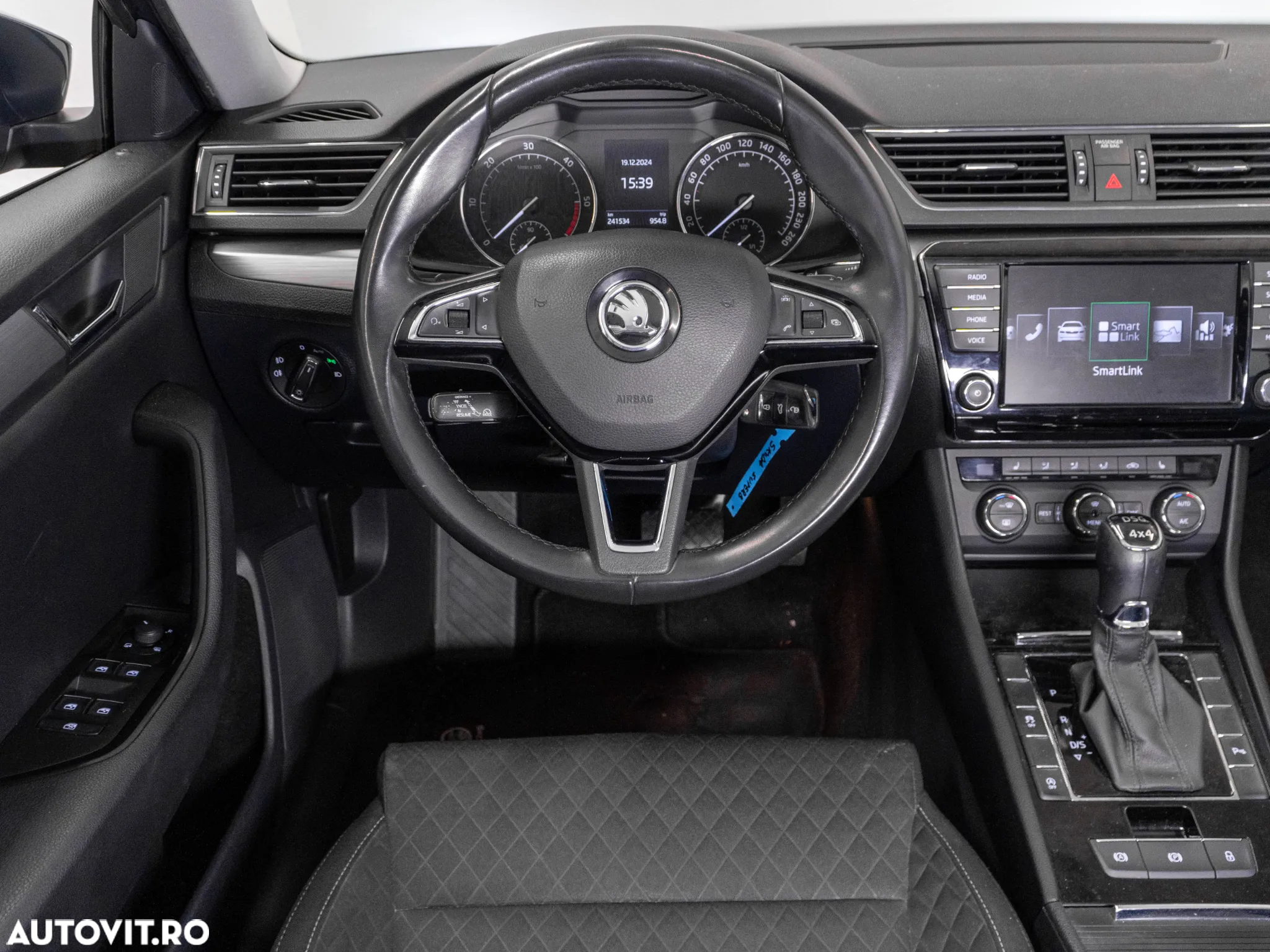 Skoda Superb Combi 2.0 TDI 4X4 DSG Ambition - 12