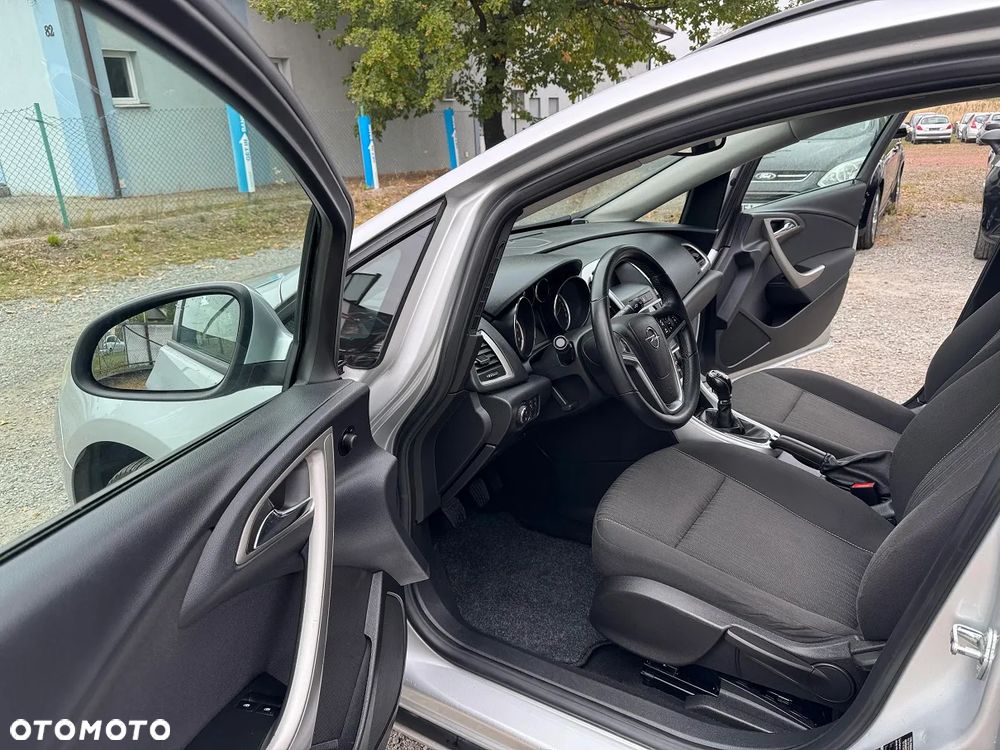 Opel Astra - 14
