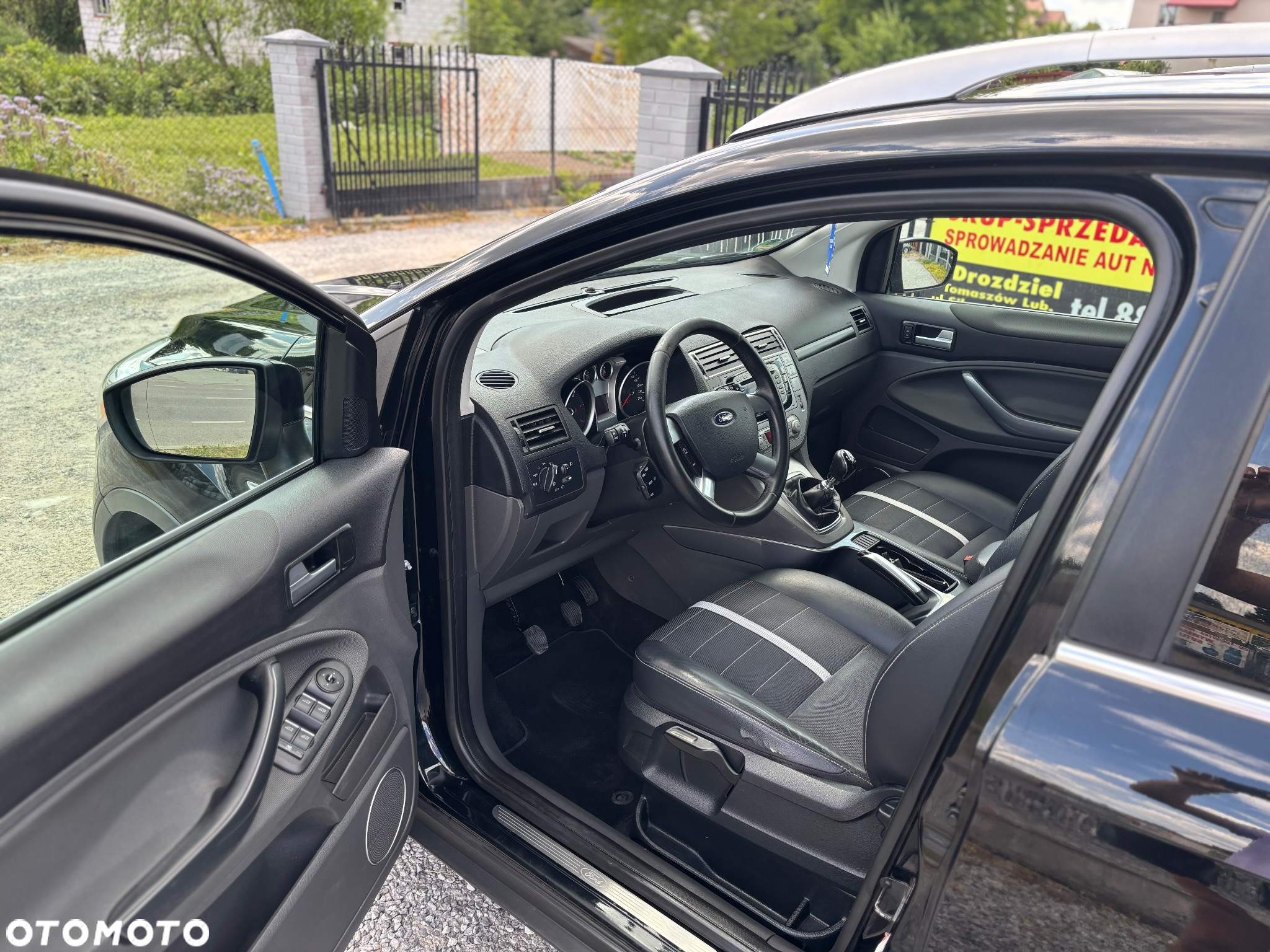Ford Kuga - 5