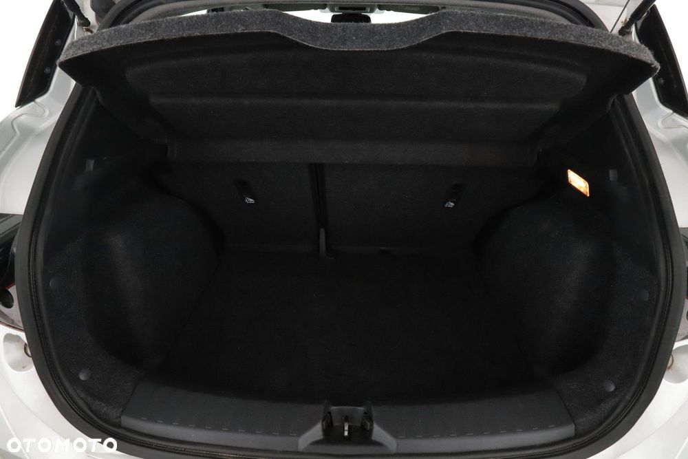 Nissan Micra - 24