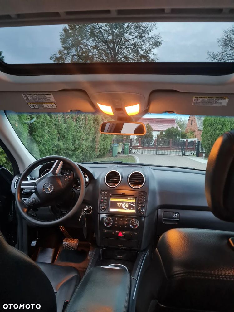 Mercedes-Benz ML 320 CDI 4Matic 7G-TRONIC Edition 10 - 13