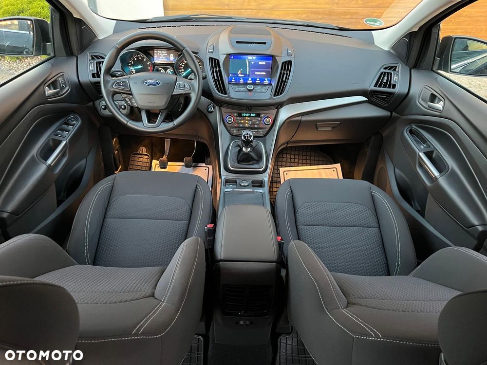 Ford Kuga - 14