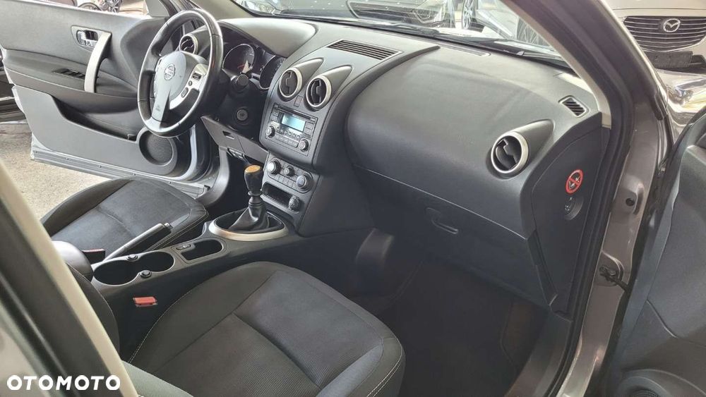 Nissan Qashqai - 14