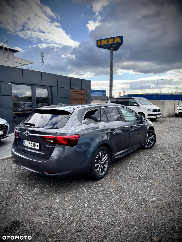 Toyota Avensis 2.0 D-4D Prestige - 3