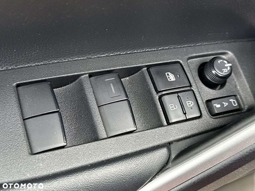 Toyota Corolla Cross 2.0 Hybrid Premiere Edition AWD - 22