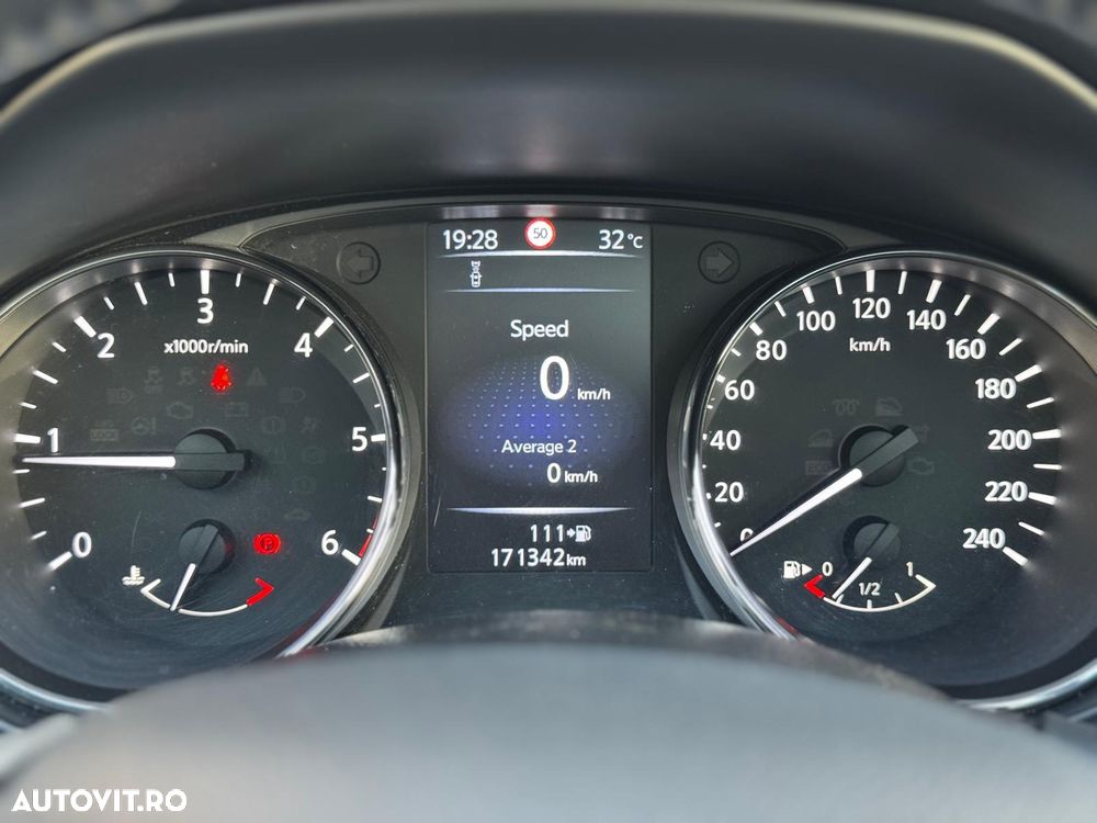 Nissan Qashqai 1.6 DCI N-Connecta - 6