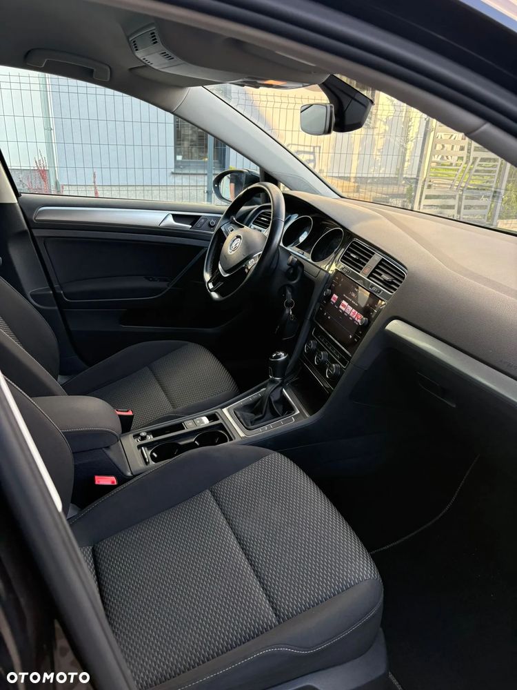 Volkswagen Golf 1.6 TDI (BlueMotion Technology) Trendline - 22