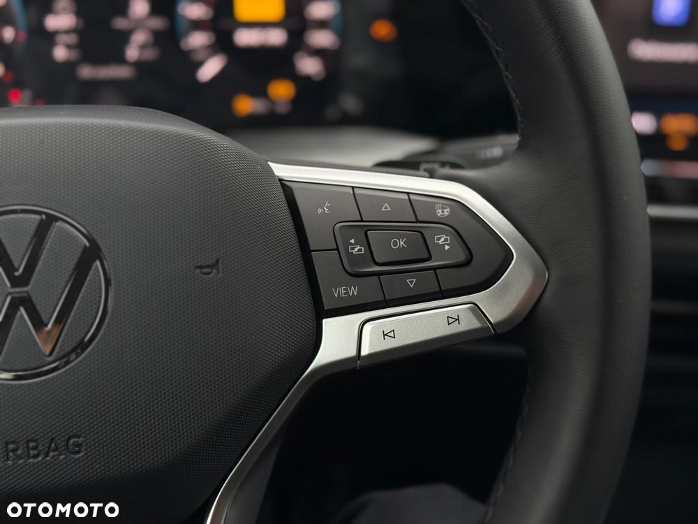 Volkswagen Golf - 26