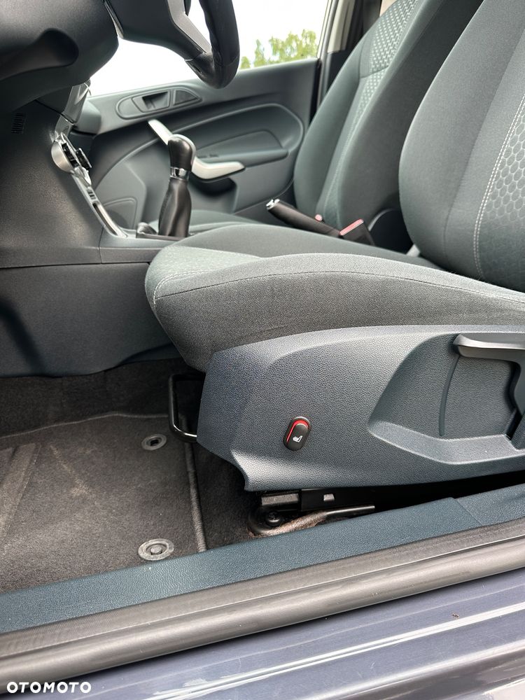 Ford Fiesta 1.25 Titanium EU5 - 20