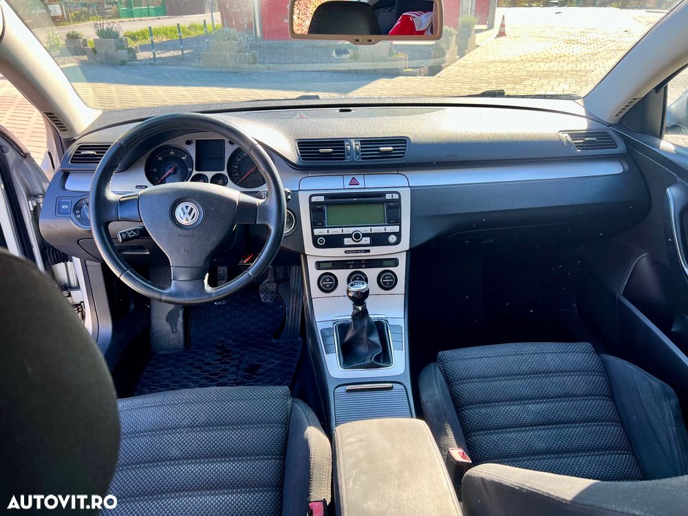 Volkswagen Passat 2.0 TDI Sportline - 5