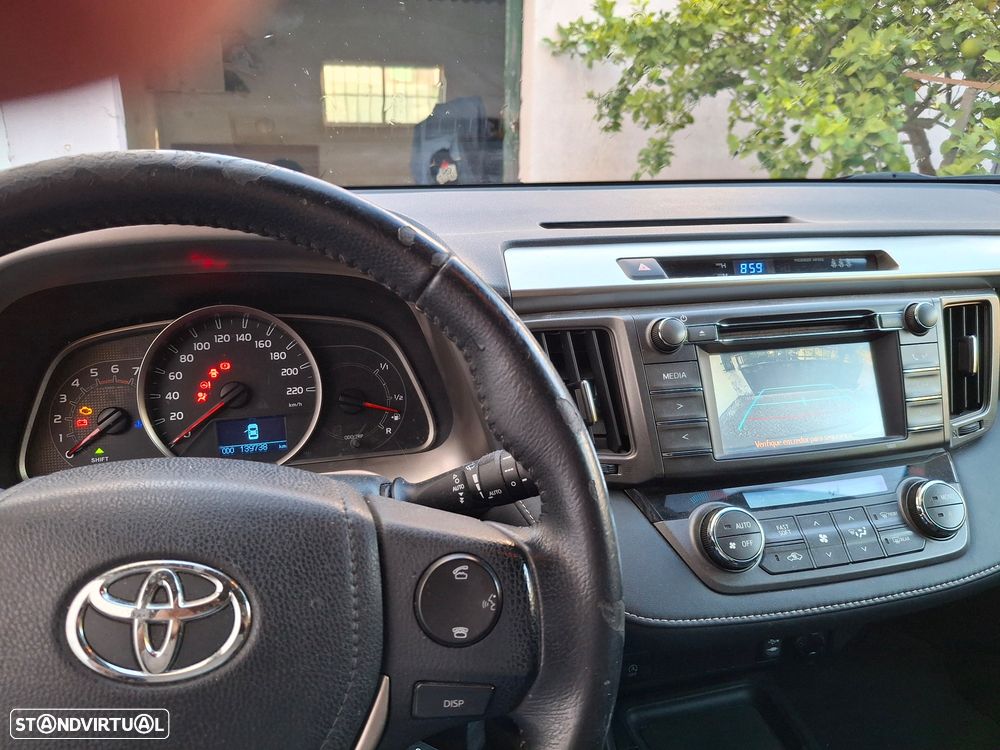 Toyota RAV4 2.0 D-4D Adventure - 4