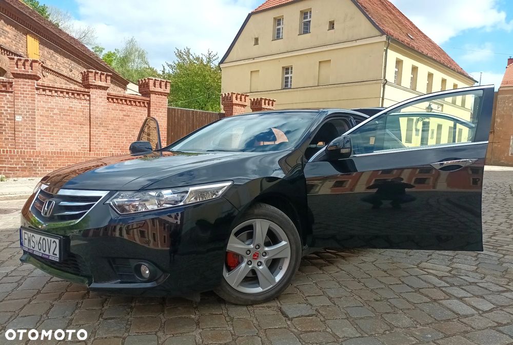 Honda Accord 2.0 Elegance 50 Jahre Edition - 10