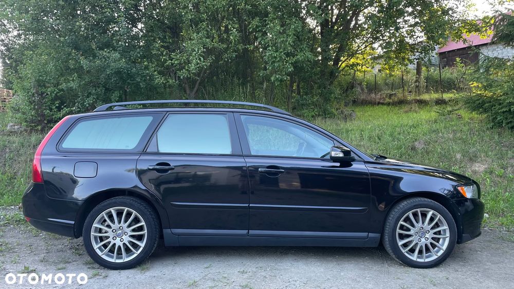 Volvo V50 - 1