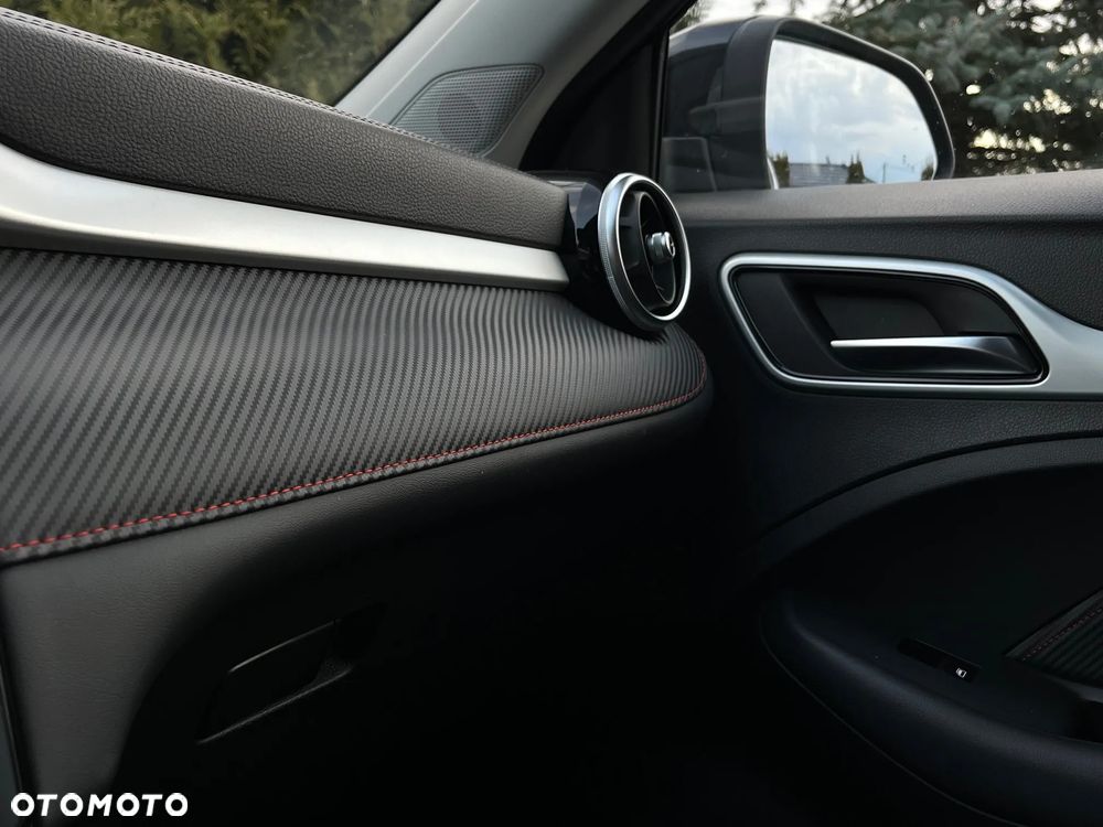 MG ZS 1.5 VTi-Tech Exclusive - 35