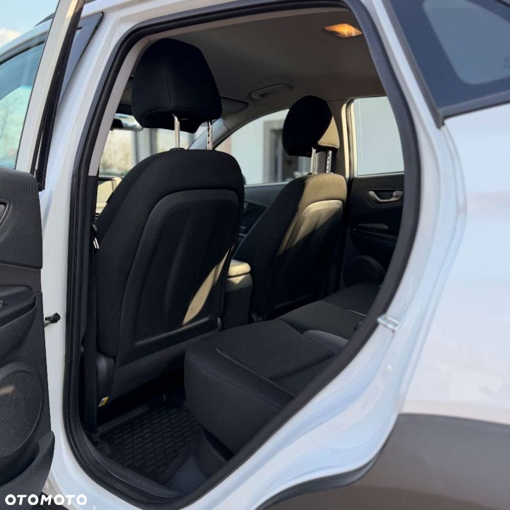 Hyundai Kona - 18
