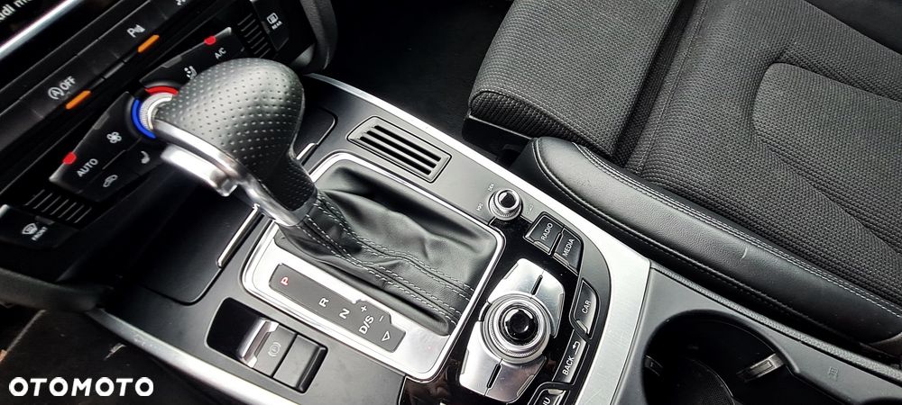 Audi A4 Avant 2.0 TDI DPF quattro S tronic S line Sportpaket - 16