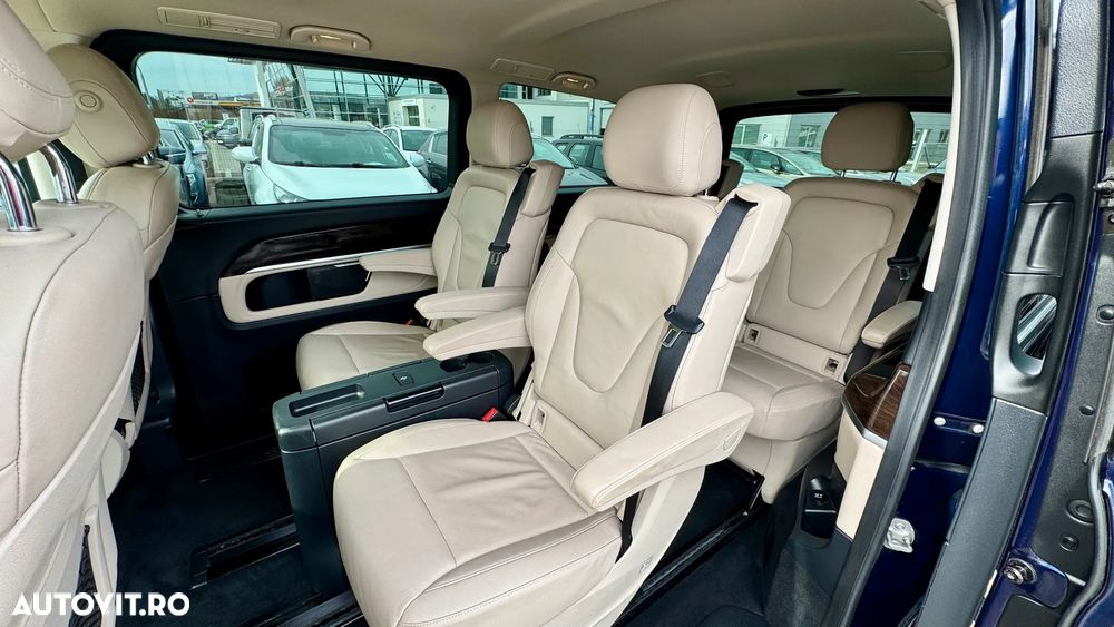Mercedes-Benz V 250 (BlueTEC) d lang 4Matic 7G-TRONIC Avantgarde Edition - 7