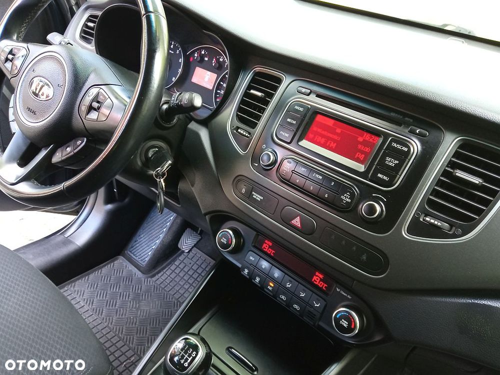 Kia Carens 1.6 GDI M EU6 - 14