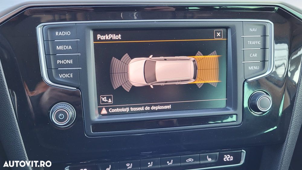 Volkswagen Passat - 10