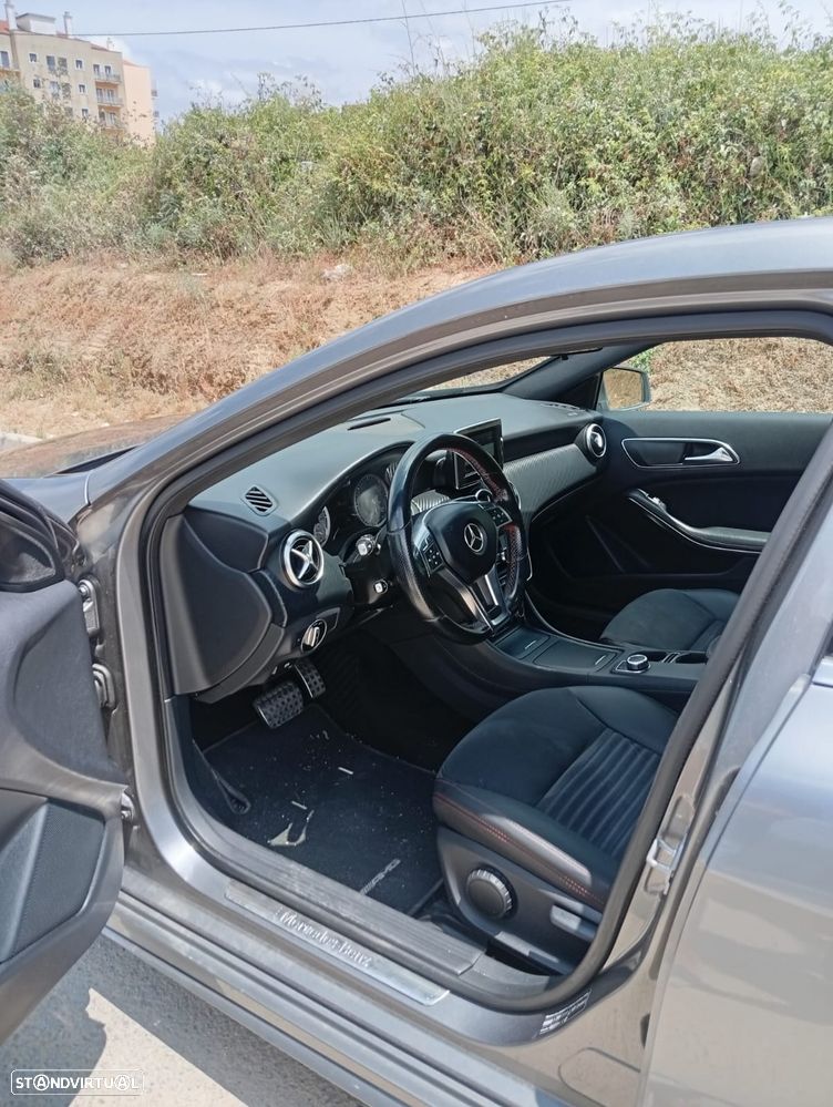 Mercedes-Benz A 180 CDI 7G-DCT AMG Line - 11