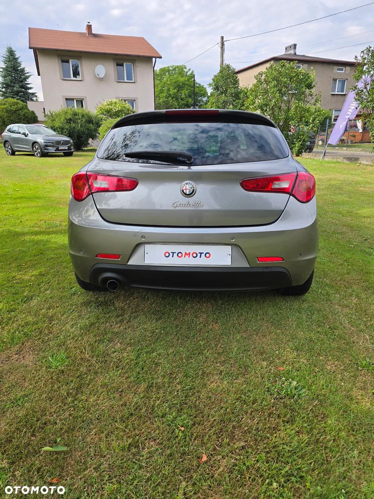 Alfa Romeo Giulietta - 7