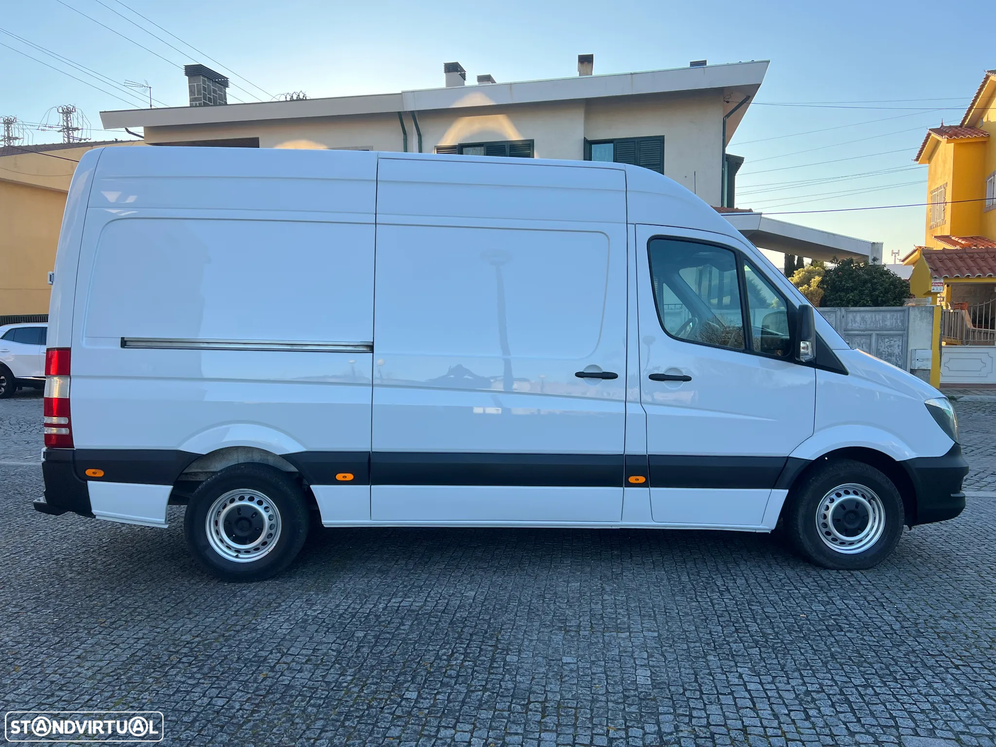 Mercedes-Benz SPRINTER 313 - 19