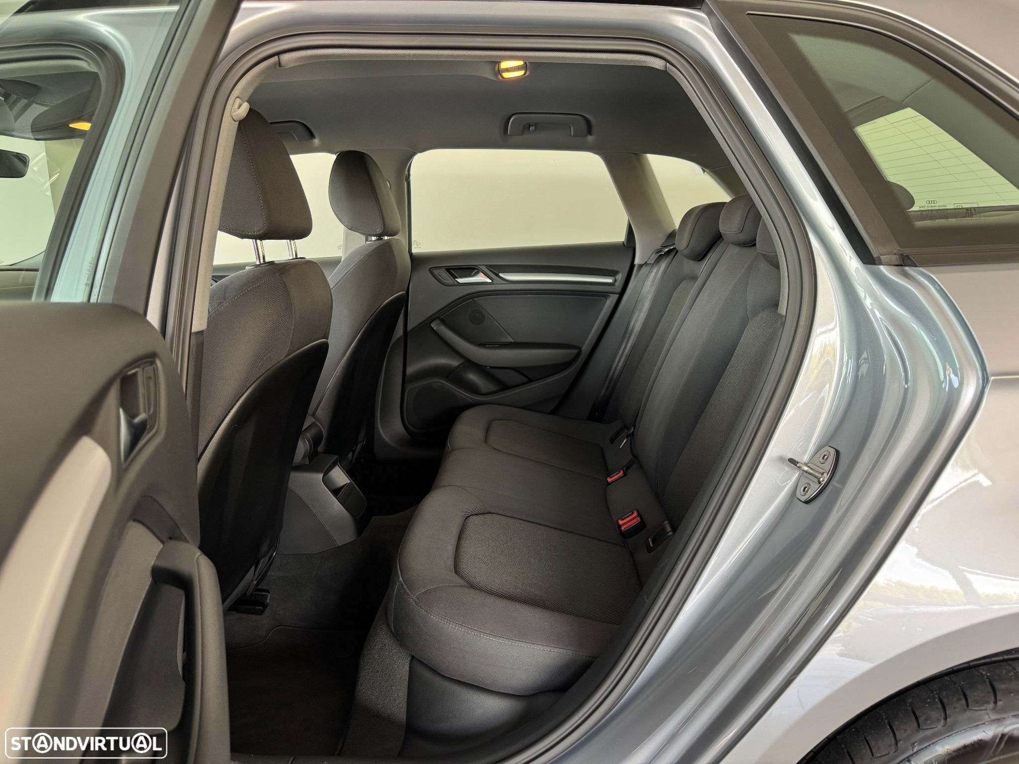 Audi A3 Sportback 1.6 TDI Design - 11