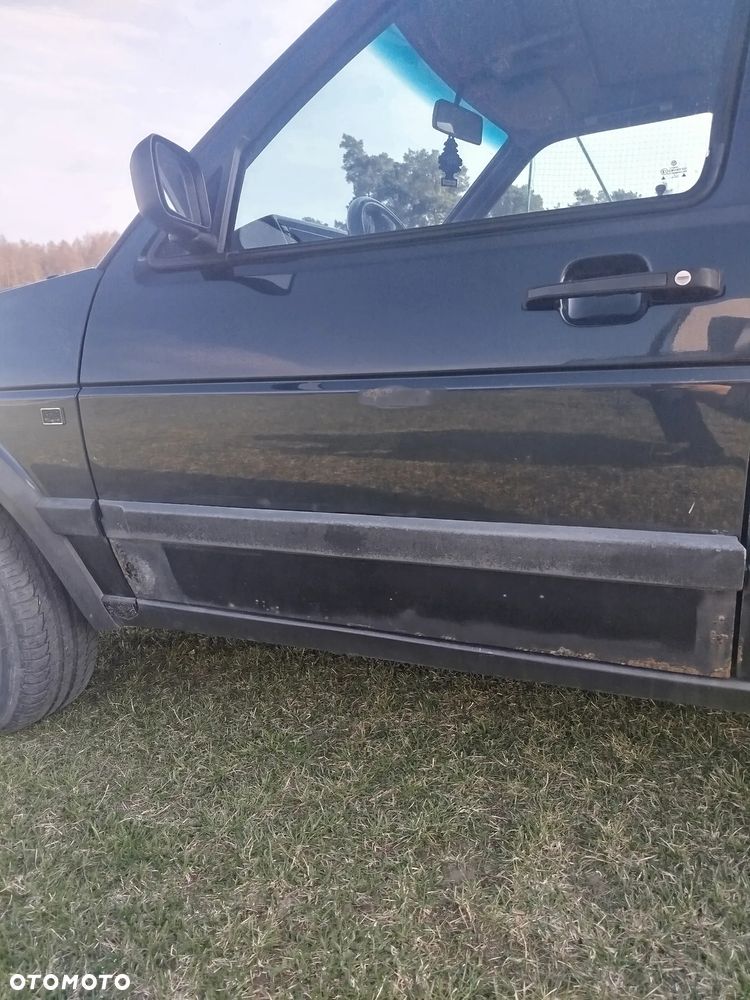 Volkswagen Golf - 10