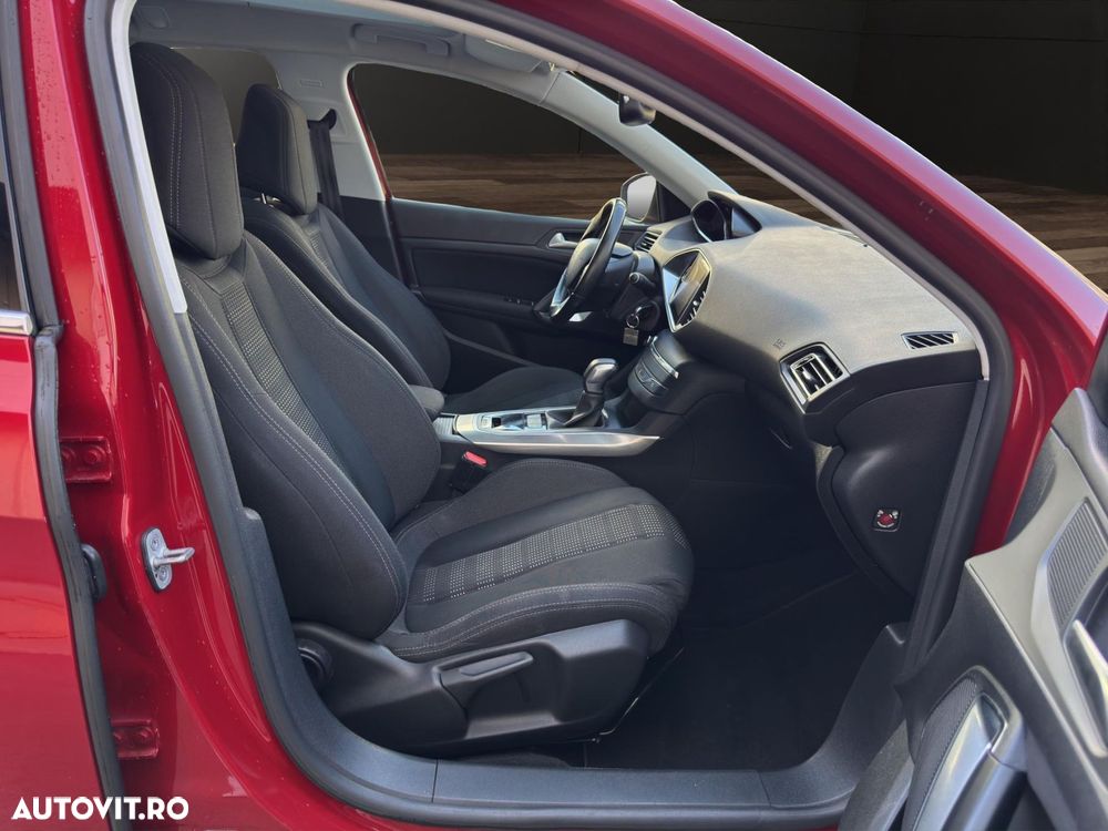Peugeot 308 - 13