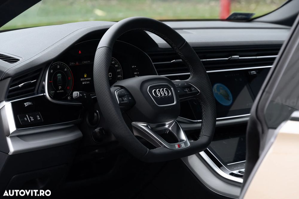 Audi Q8 50 TDI quattro Tiptronic - 12
