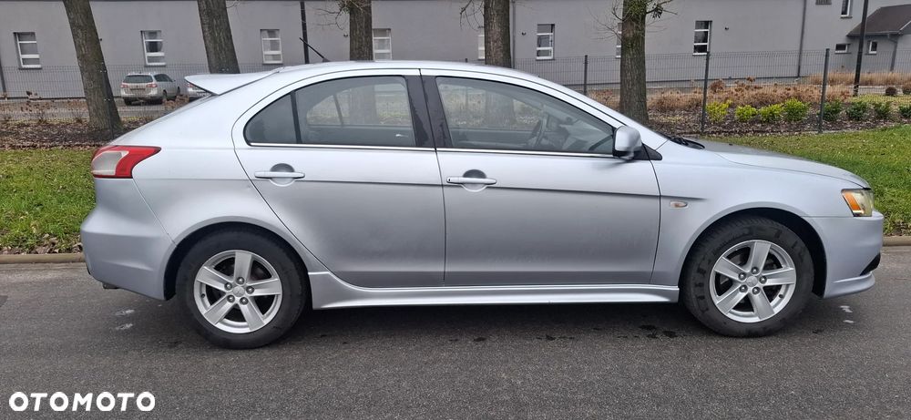 Mitsubishi Lancer 2.0 DID Intense - 7