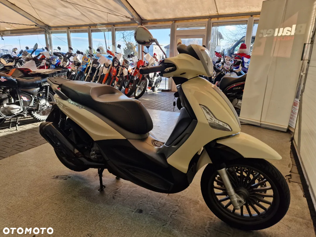 Piaggio Beverly - 36