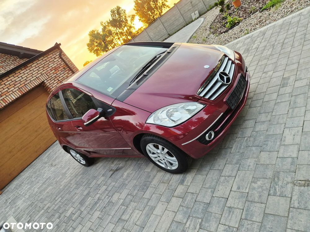 Mercedes-Benz Klasa A 150 BlueEFFICIENCY Elegance - 14
