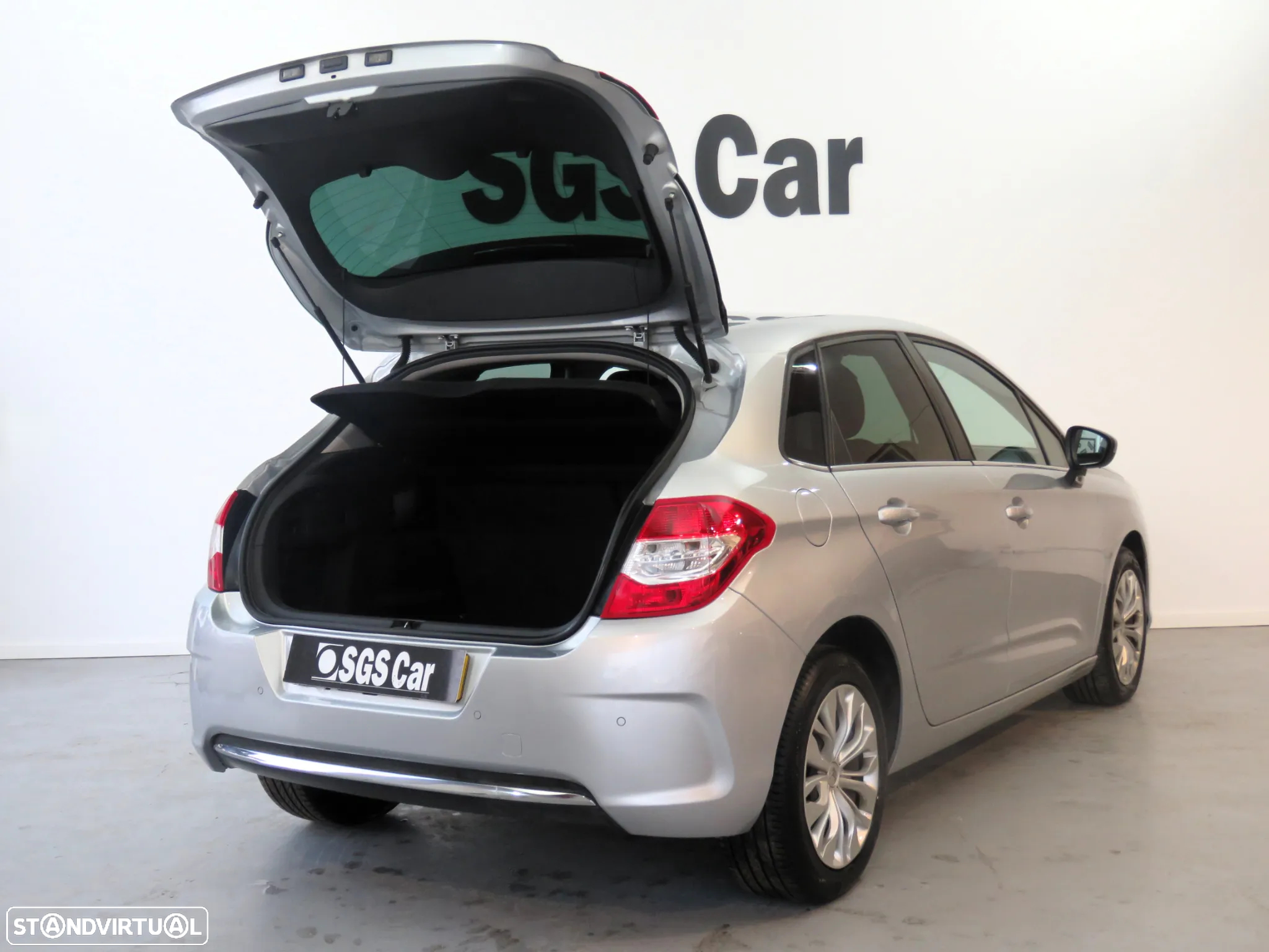 Citroën C4 1.6 HDi Attraction - 11