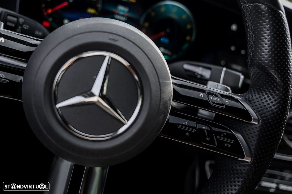 Mercedes-Benz E 300 de AMG Line - 40