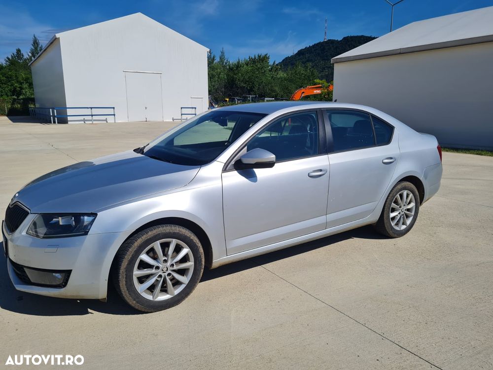 Skoda Octavia 1.6 TDI Ambition - 4