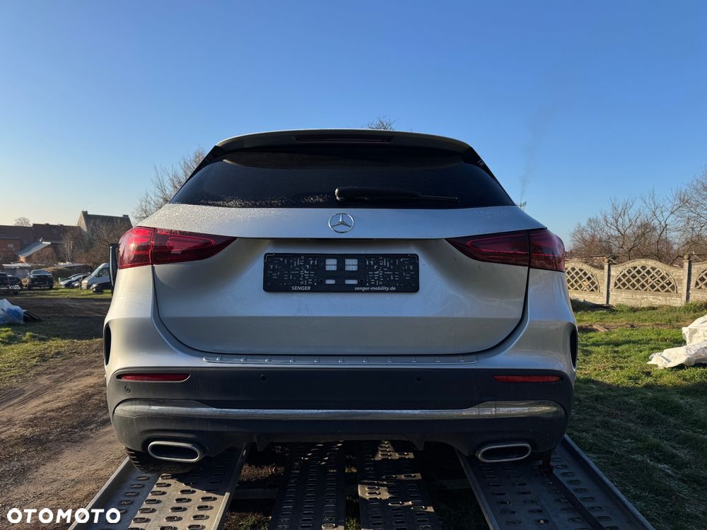 Mercedes-Benz GLA 220 d 4Matic 8G-DCT AMG Line Advanced Plus - 4